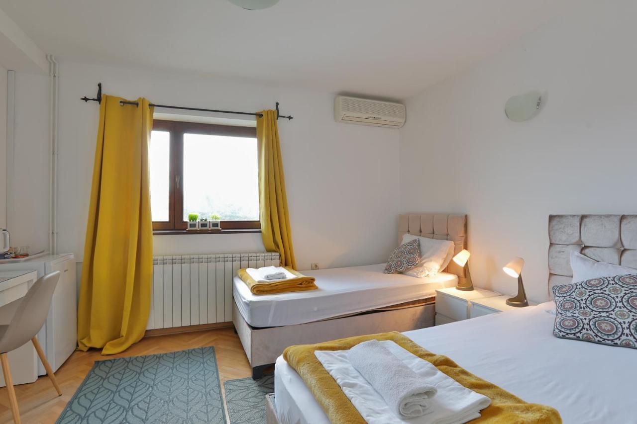 Aviator Apartments & Rooms Nikola Tesla Airport Belgrade Surčin 외부 사진