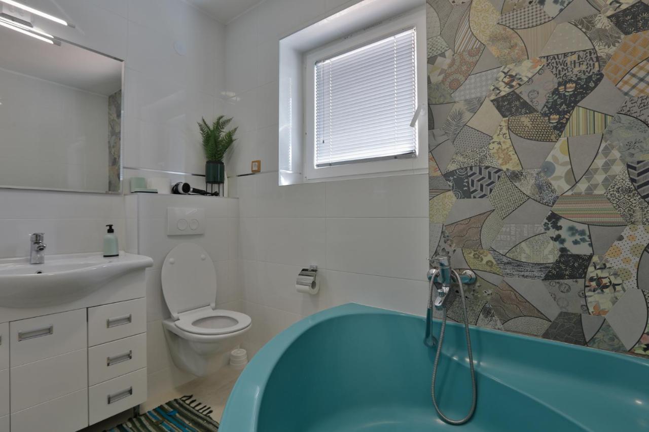 Aviator Apartments & Rooms Nikola Tesla Airport Belgrade Surčin 외부 사진