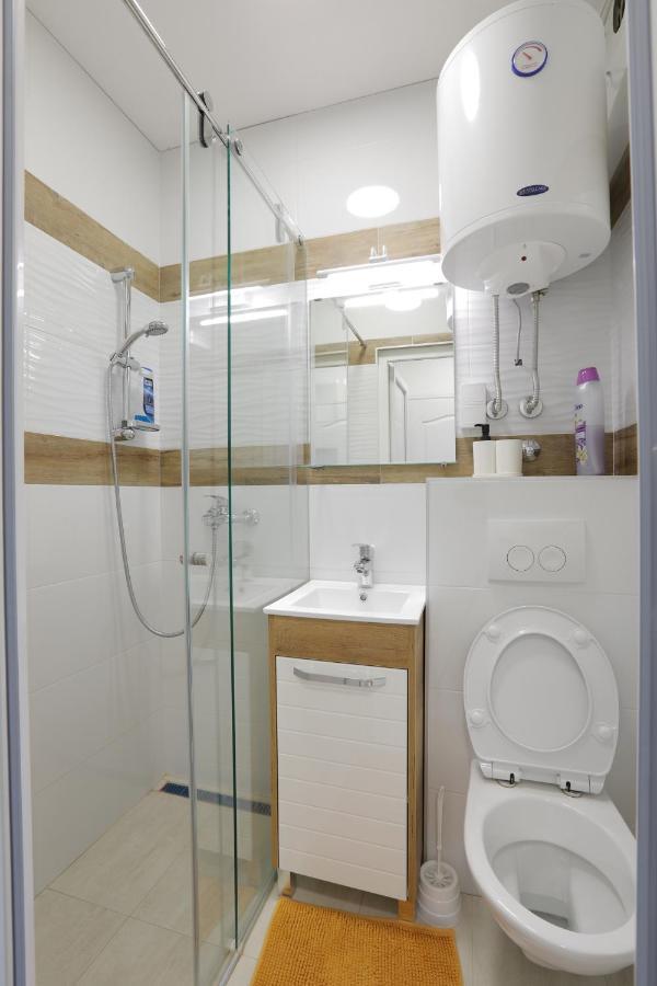 Aviator Apartments & Rooms Nikola Tesla Airport Belgrade Surčin 외부 사진