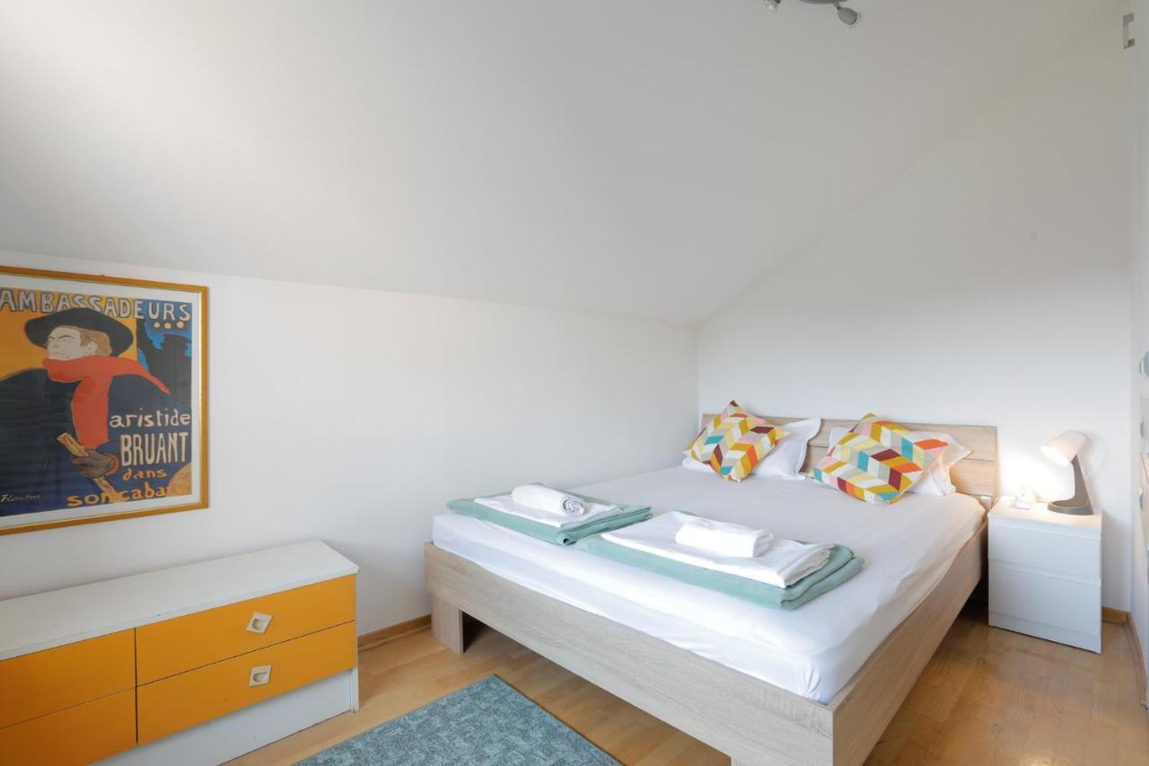 Aviator Apartments & Rooms Nikola Tesla Airport Belgrade Surčin 외부 사진